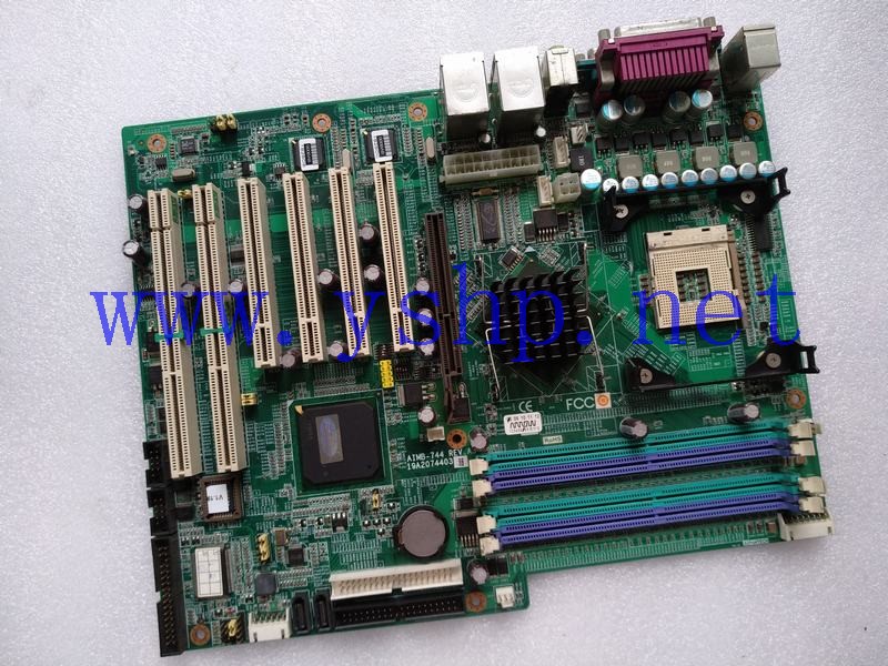 上海源深科技 AdvantechIndustrial  computer mainboard   AIMB-744 REV.A3 19A2074403 AIMB744G27002E-T 高清图片