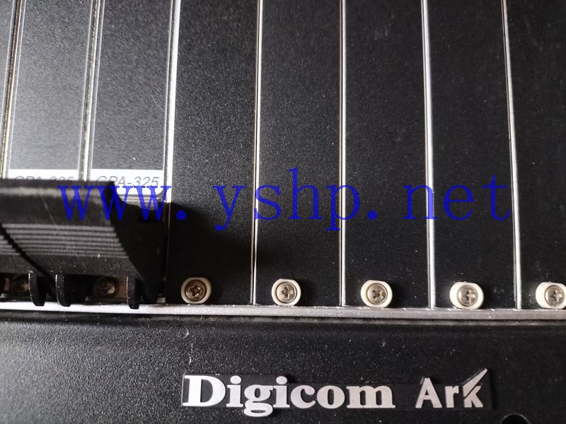 上海源深科技 VTRON Digicom Ark 3200SP ARK多屏 processor   高清图片